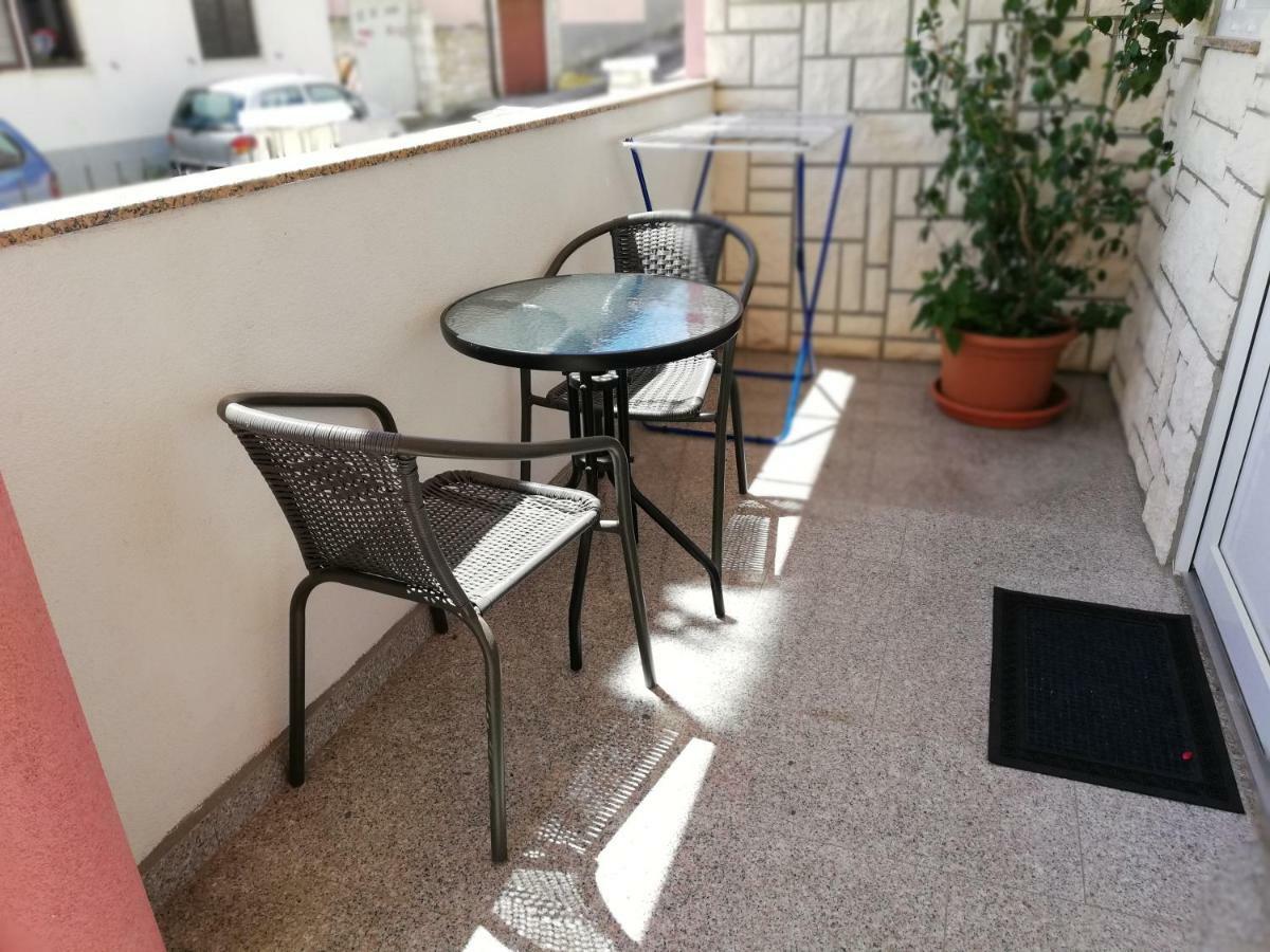 Jan 5 Apartment Pula Luaran gambar